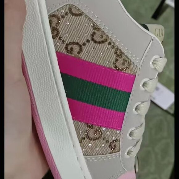 Gucci Women's Beige and Pink Flats with Signature Stripe - Picture 5 of 6
